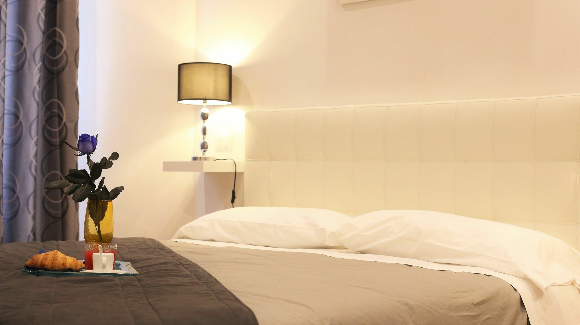 Prati Luxury Suites โรม ภายนอก รูปภาพ
